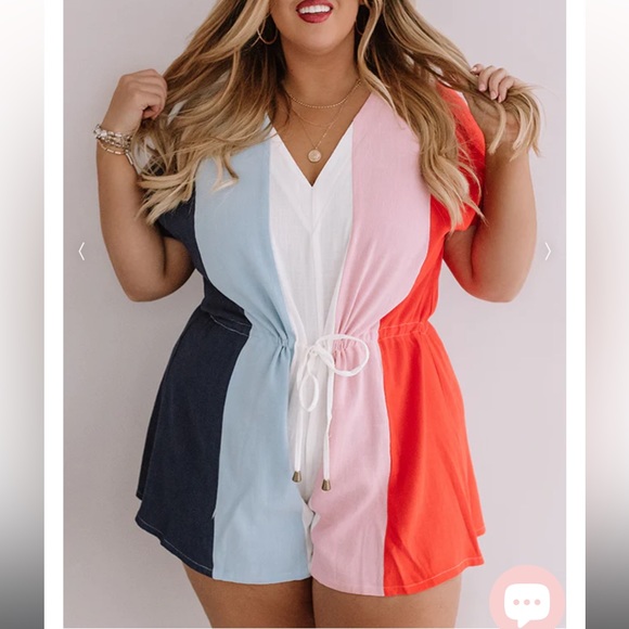 Colorblock Romper - Picture 2 of 4